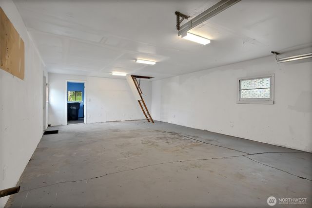 711 Le Lou Wa Place NE, Tacoma, WA 98422