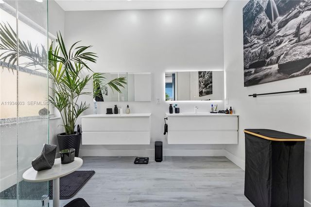 5046 SW 162nd Ave 0, Miramar, FL 33027