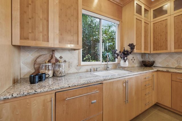 465 El Centro Road, Hillsborough, CA 94010