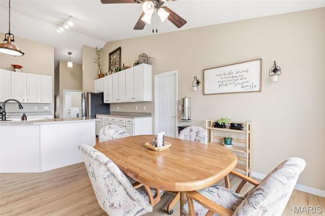 1412 Highland Park Court, Wentzville, MO 63385