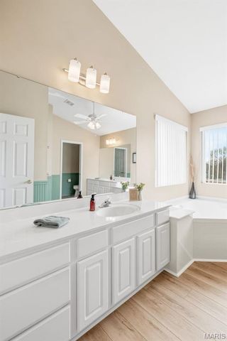 1412 Highland Park Court, Wentzville, MO 63385