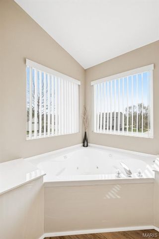 1412 Highland Park Court, Wentzville, MO 63385