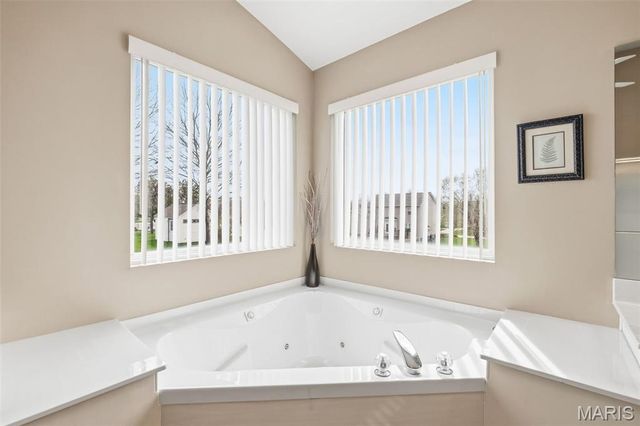 1412 Highland Park Court, Wentzville, MO 63385