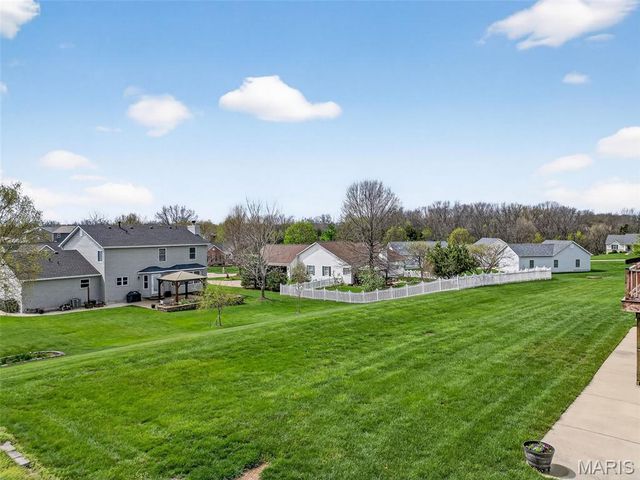 1412 Highland Park Court, Wentzville, MO 63385