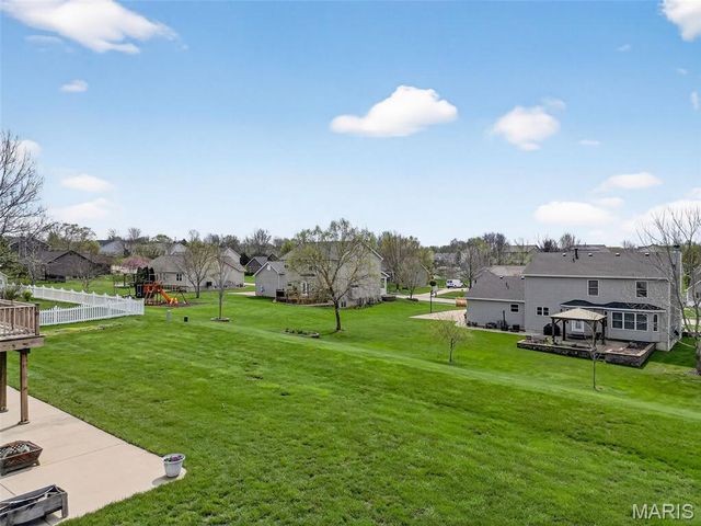 1412 Highland Park Court, Wentzville, MO 63385