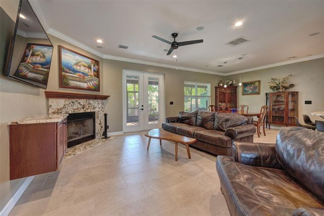 305 PADRICK AVENUE, Deland, FL 32720