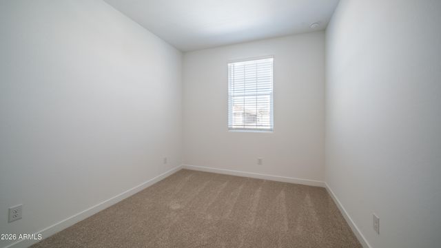8326 E PRAIRIE Avenue, Mesa, AZ 85212