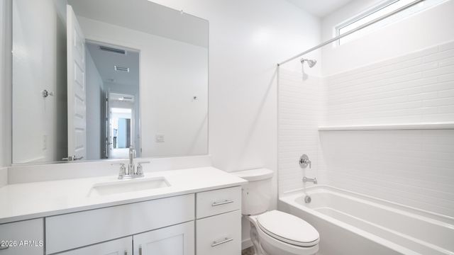 8326 E PRAIRIE Avenue, Mesa, AZ 85212