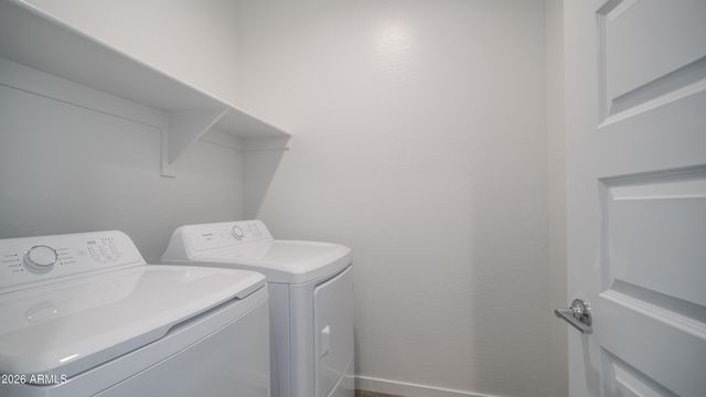 8326 E PRAIRIE Avenue, Mesa, AZ 85212