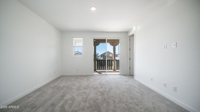 8326 E PRAIRIE Avenue, Mesa, AZ 85212