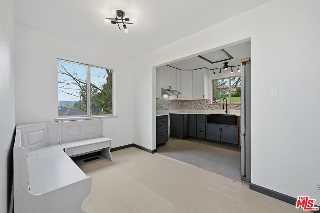 Image 11 of property listing at 17832 Deer Hill Road, Hidden Valley Lake, CA 95467