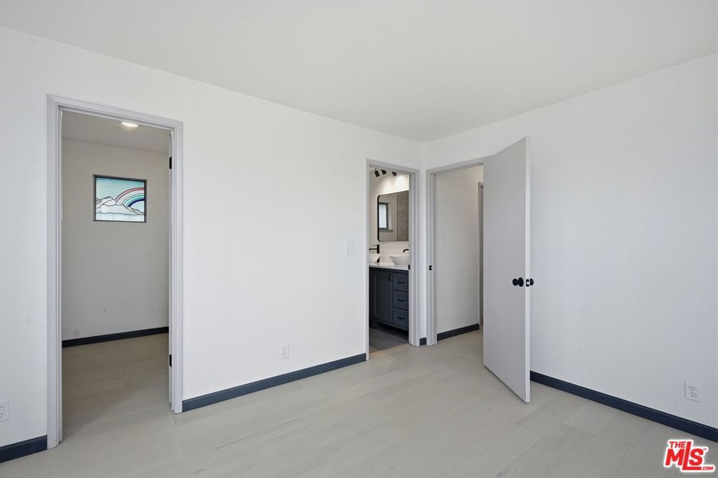 Image 15 of property listing at 17832 Deer Hill Road, Hidden Valley Lake, CA 95467