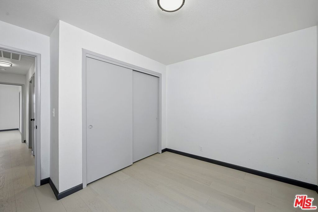 Image 21 of property listing at 17832 Deer Hill Road, Hidden Valley Lake, CA 95467