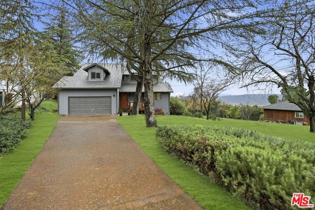 Image 54 of property listing at 17832 Deer Hill Road, Hidden Valley Lake, CA 95467