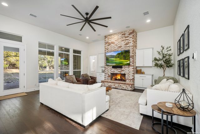 117 Sabella, Spring Branch, TX 78070