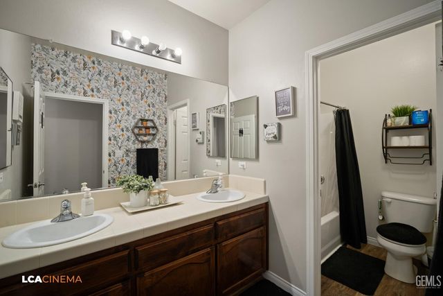 9522 Empire State Drive, Bakersfield, CA 93311