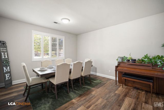 9522 Empire State Drive, Bakersfield, CA 93311