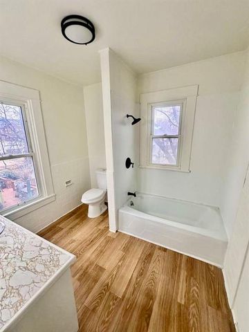 2819 Sacramento Street, St Joseph, MO 64507