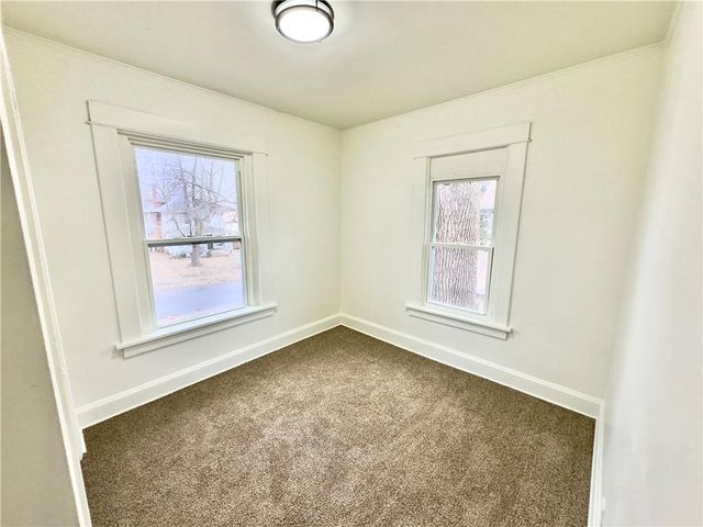 2819 Sacramento Street, St Joseph, MO 64507