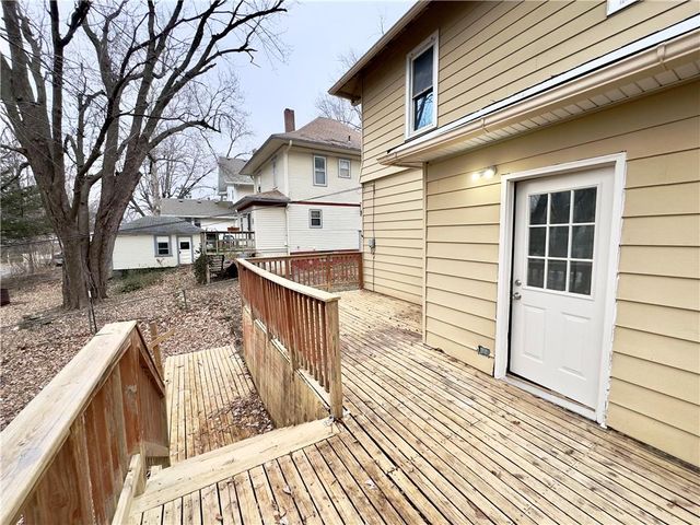 2819 Sacramento Street, St Joseph, MO 64507