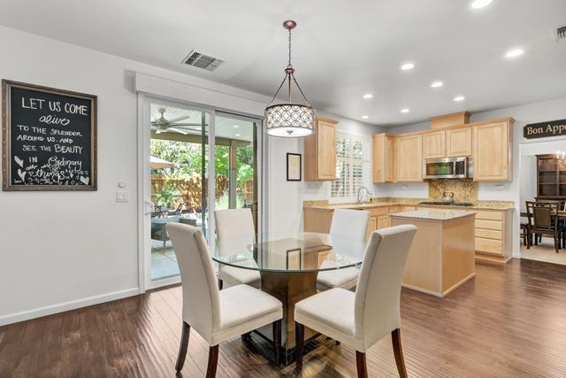 11871 Blue Topaz Way, Rancho Cordova, CA 95742