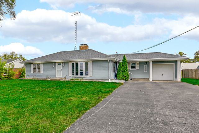 59 N 2750w Road, Kankakee, IL 60901