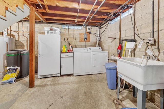 234 Selby Avenue, Owatonna, MN 55060