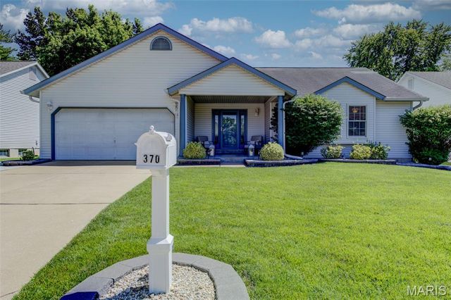 370 Misty Valley Drive, St Peters, MO 63376