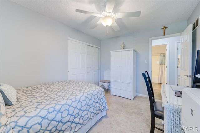 370 Misty Valley Drive, St Peters, MO 63376