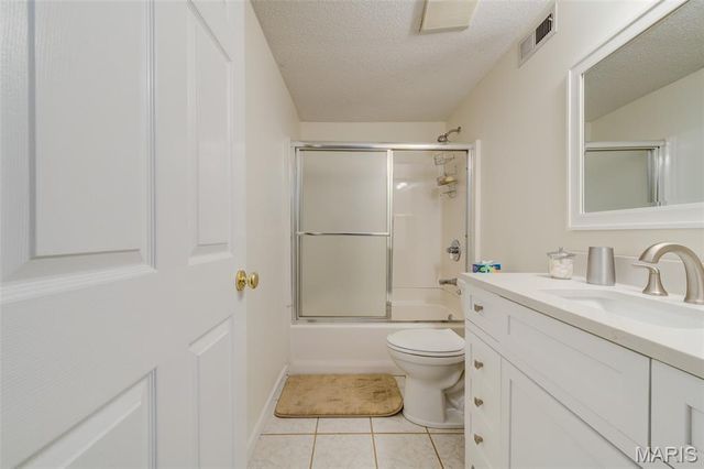 370 Misty Valley Drive, St Peters, MO 63376