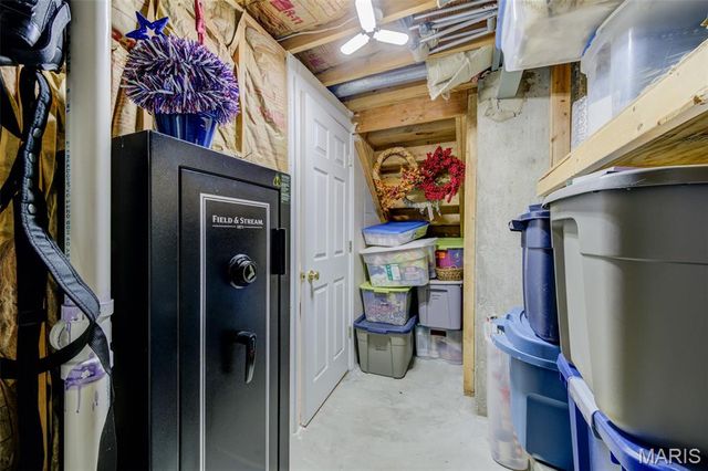 370 Misty Valley Drive, St Peters, MO 63376