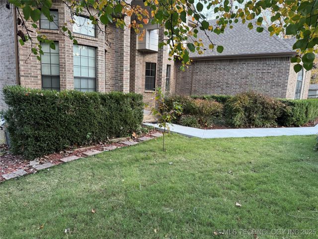 3315 S 72nd West Avenue, Tulsa, OK 74107