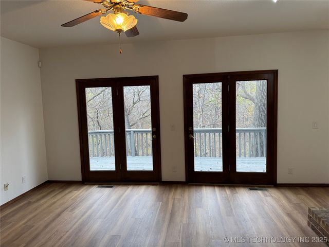 3315 S 72nd West Avenue, Tulsa, OK 74107