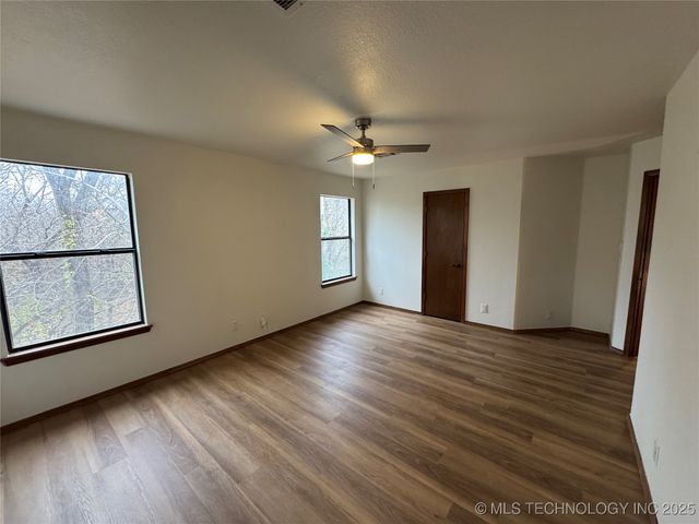 3315 S 72nd West Avenue, Tulsa, OK 74107