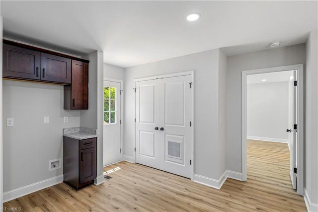 912 Roosevelt Street, Winston-salem, NC 27105