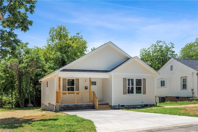 912 Roosevelt Street, Winston-salem, NC 27105