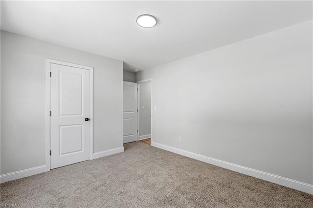 912 Roosevelt Street, Winston-salem, NC 27105