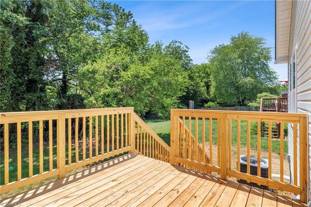 912 Roosevelt Street, Winston-salem, NC 27105