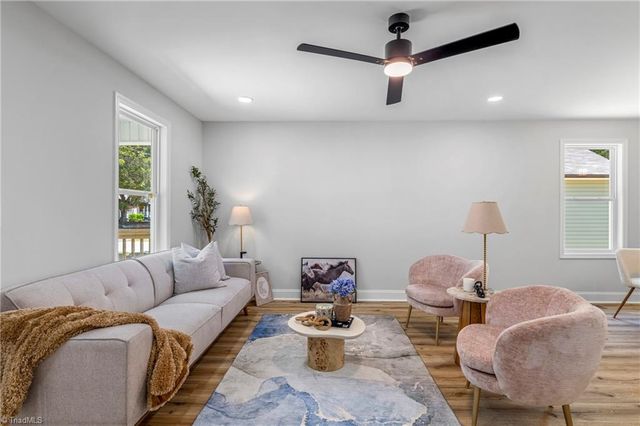 912 Roosevelt Street, Winston-salem, NC 27105