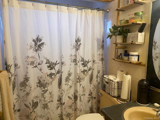 14 Alpine Drive E, Wappingers Falls, NY 12590