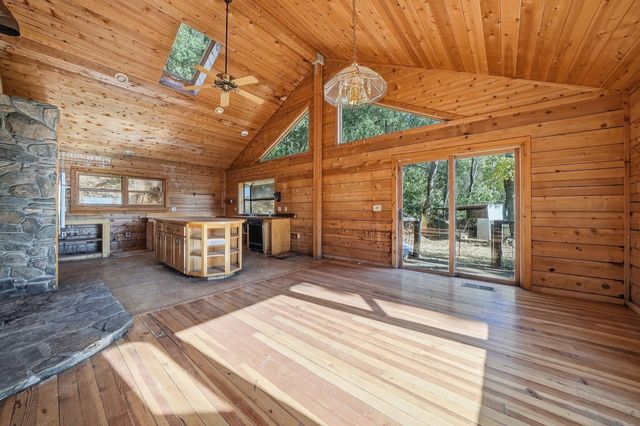 11509 Worden Rd, Mokelumne Hill, CA 95245