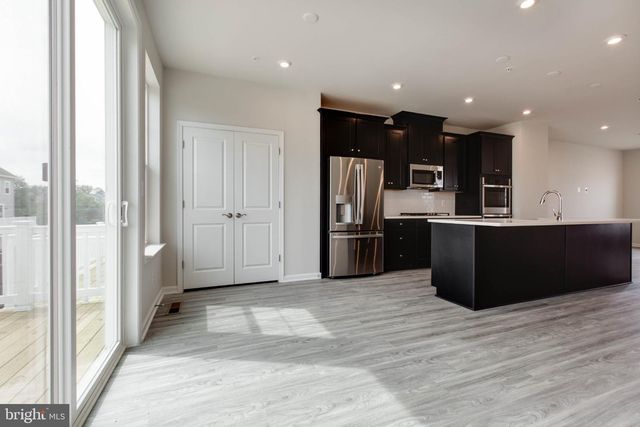 2009 TWISTED OAK PL, Hanover, MD 21076