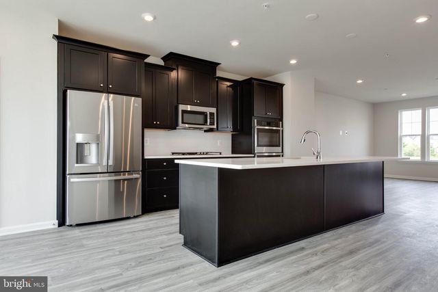 2009 TWISTED OAK PL, Hanover, MD 21076