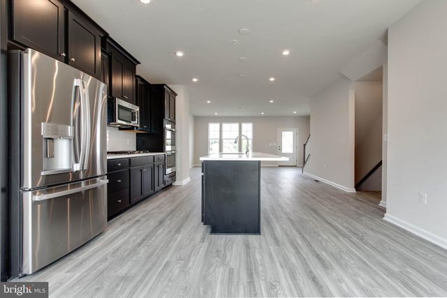 2009 TWISTED OAK PL, Hanover, MD 21076