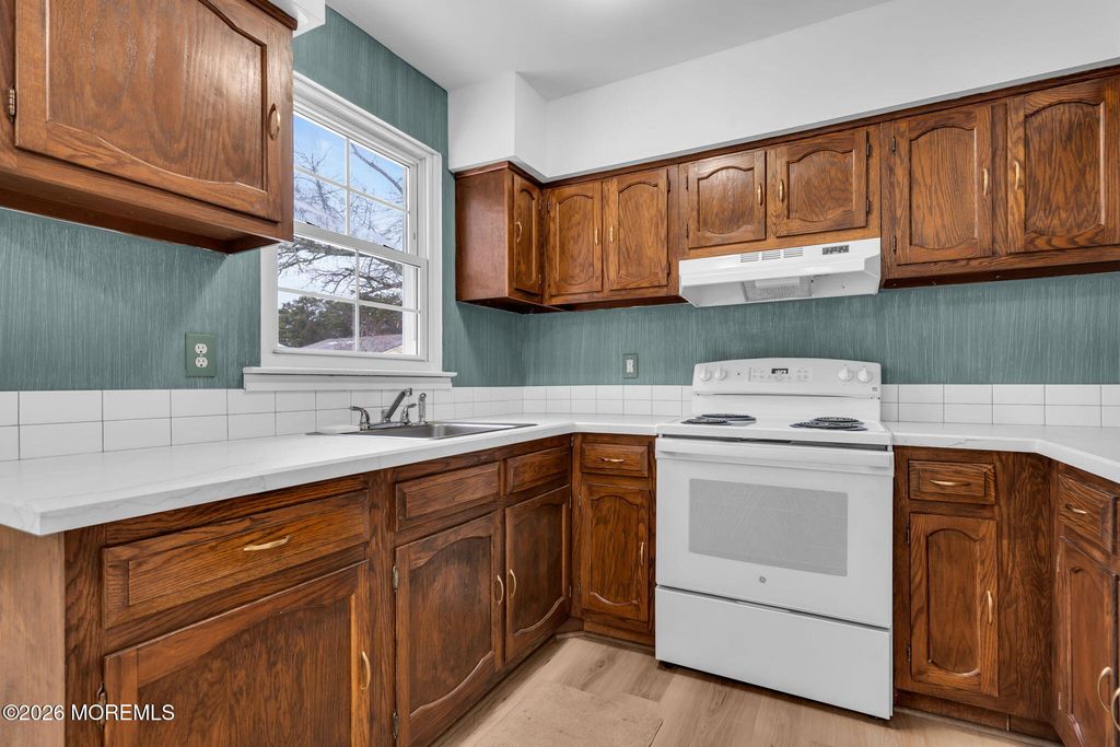2B Deerfield Drive 52, Whiting, NJ 08759