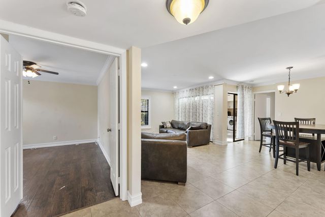 3525 NW 35th Street 1604, Coconut Creek, FL 33066