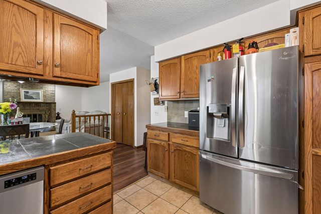 17088 Hamilton Drive, Lakeville, MN 55044