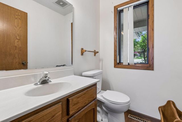 17088 Hamilton Drive, Lakeville, MN 55044