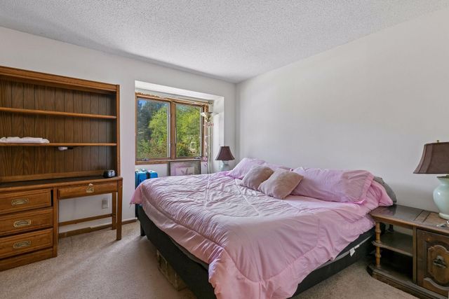 17088 Hamilton Drive, Lakeville, MN 55044