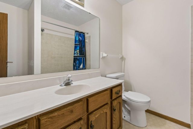 17088 Hamilton Drive, Lakeville, MN 55044